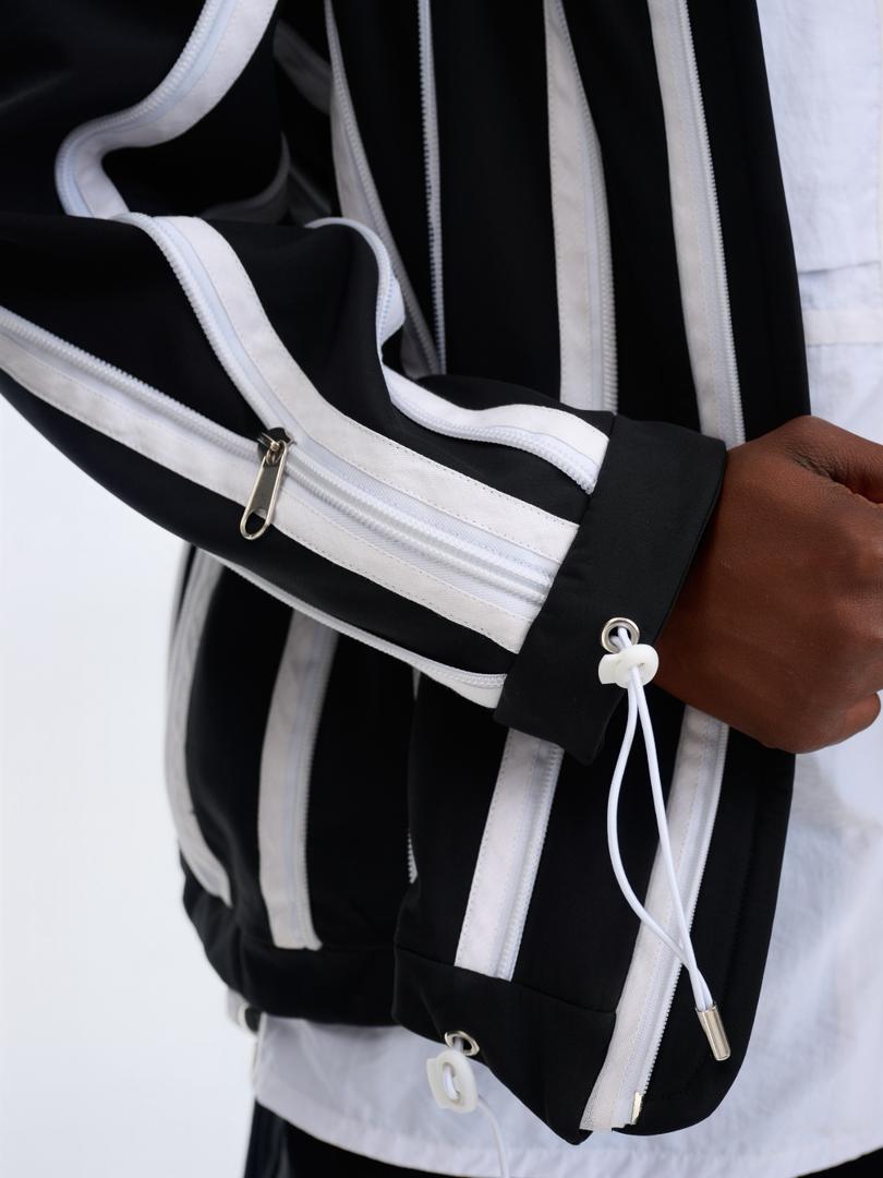 CONTRAST ZIP JACKET